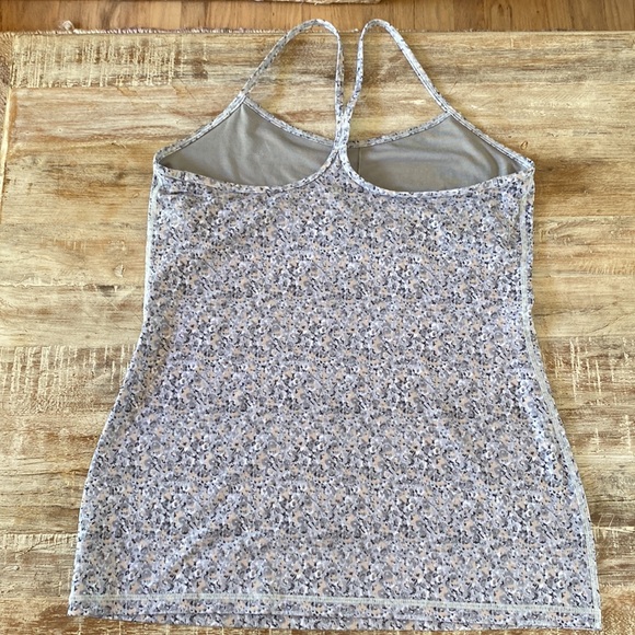 Lululemon Power Y tank - Picture 3 of 8